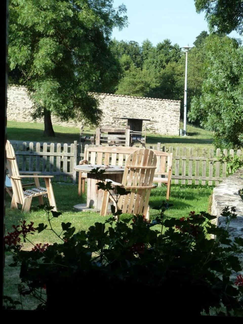 Le Moulin De Drapras Bed & Breakfast Chemille-en-Anjou Dış mekan fotoğraf