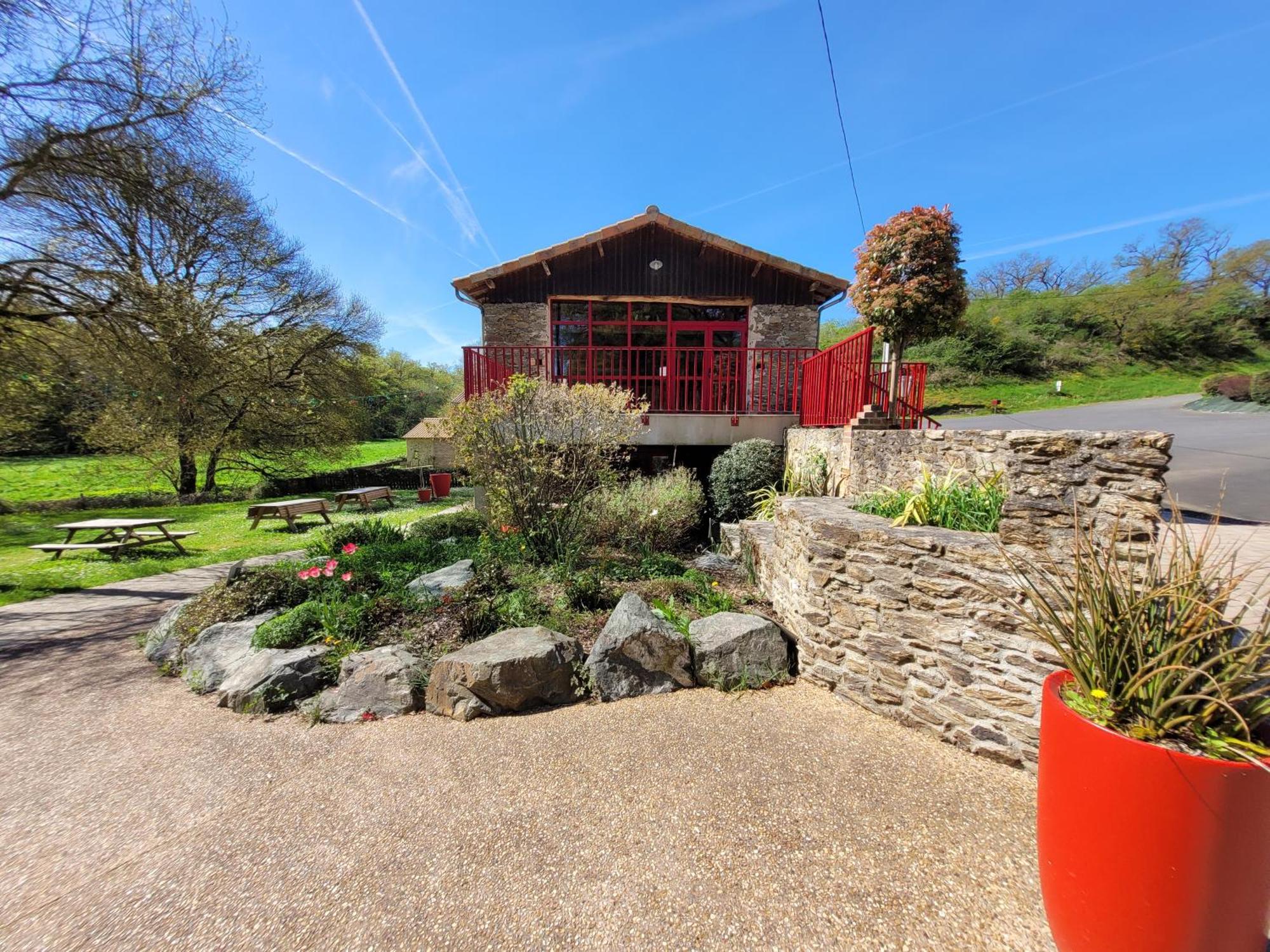 Le Moulin De Drapras Bed & Breakfast Chemille-en-Anjou Dış mekan fotoğraf