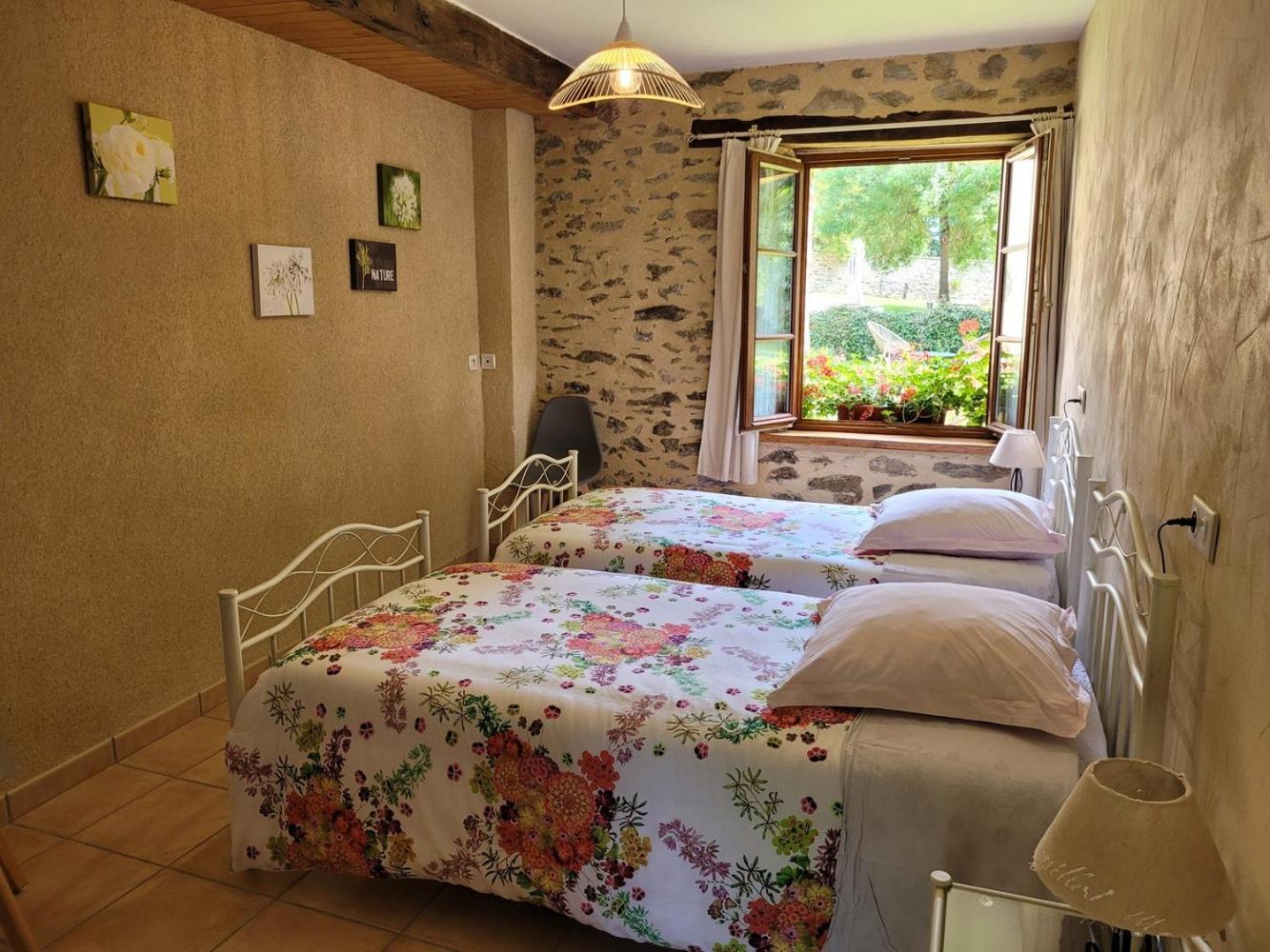 Le Moulin De Drapras Bed & Breakfast Chemille-en-Anjou Dış mekan fotoğraf
