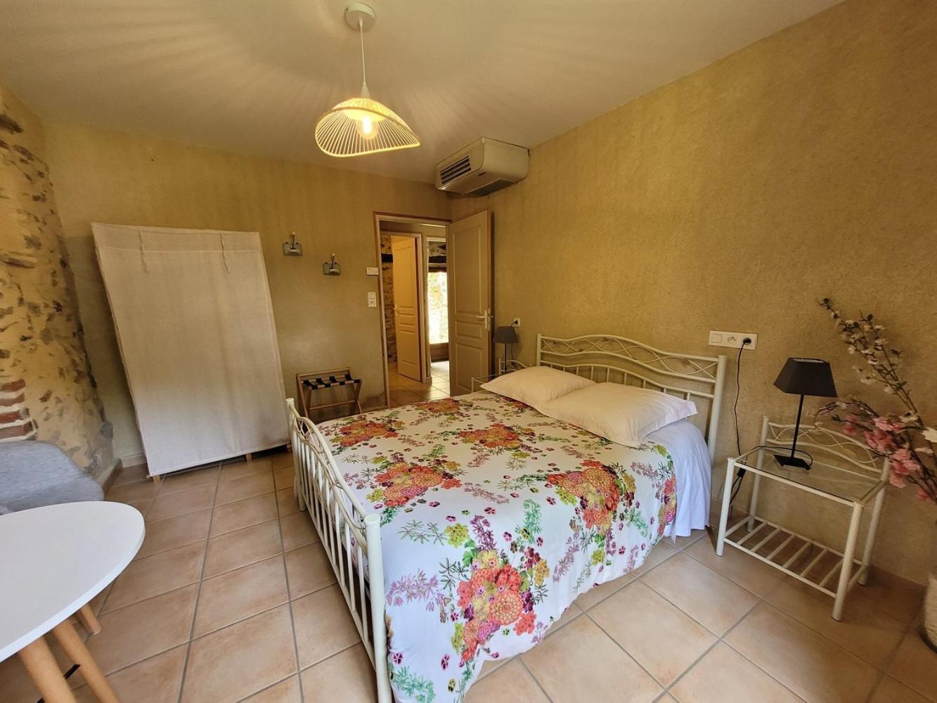 Le Moulin De Drapras Bed & Breakfast Chemille-en-Anjou Dış mekan fotoğraf