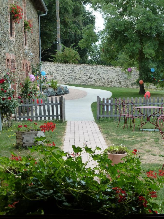 Le Moulin De Drapras Bed & Breakfast Chemille-en-Anjou Dış mekan fotoğraf